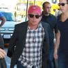 Michael J. Fox prend l'avion à Los Angeles, le 23 septembre 2013.