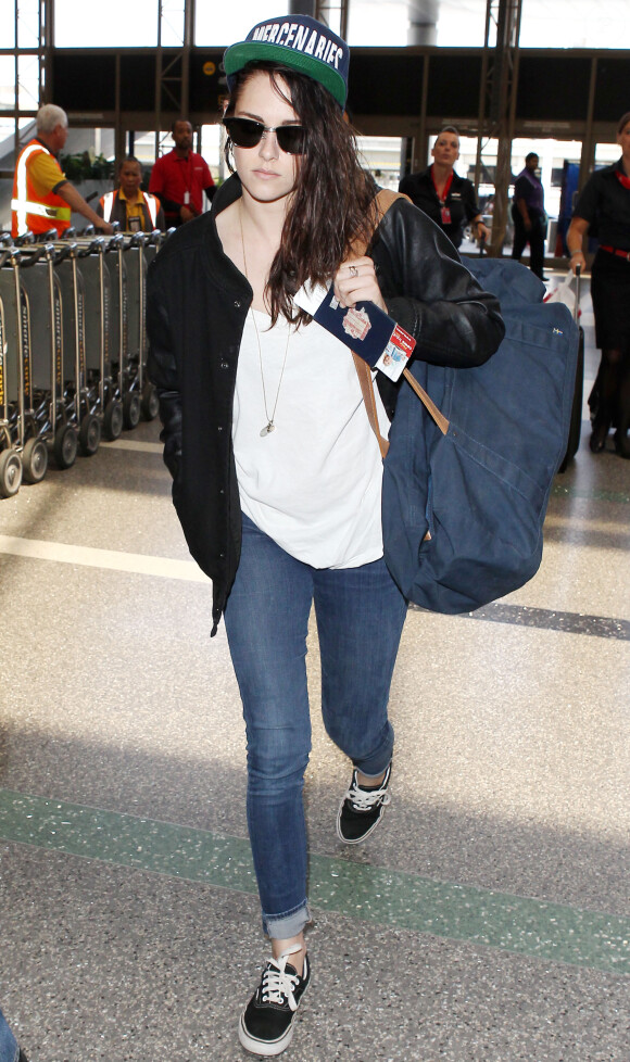 Kristen Stewart adopte une it-veste de l'automne : le teddy