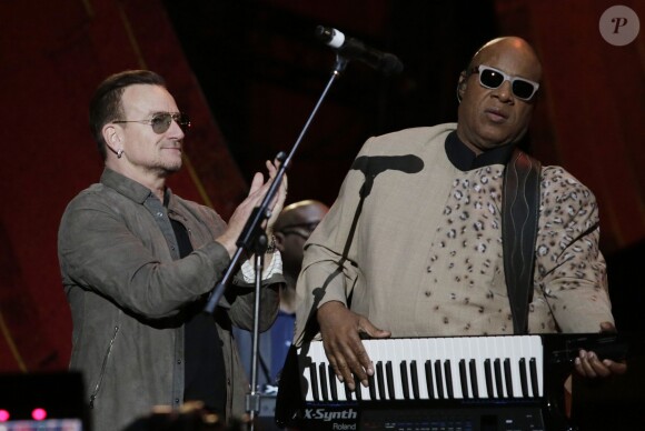 Bono et Stevie Wonder lors du Global Citizen Festival à Central Park, New York, le 28 septembre 2013.