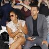 Jesse Williams et son épouse au défilé Dior Homme à Paris, le 29 juin 2012. 