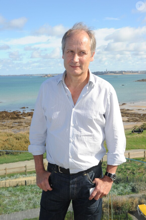 Hippolyte Girardot lors du photocall du 24e Festival du Film Britannique de Dinard le 5 octobre 2013