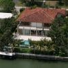 Le chanteur Enrique Iglesias a vendu sa maison de Miami pour 6,7 millions de dollars, en octobre 2013.