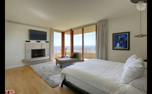 Le sexy Zac Efron s'est acheté cette maison à Los Angeles, pour 3,9 millions de dollars.
