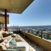 Zac Efron s'est acheté cette maison à Los Angeles, pour 3,9 millions de dollars.