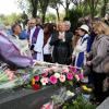 À l'occasion du 50e anniversaire de la disparition d'Édith Piaf, toute une série de célébrations avaient lieu à Paris, le 10 Octobre 2013. Après un recueillement sur la tombe de la chanteuse au cimetière du Père Lachaise, une messe a été célébrée en l'eglise St Jean-Baptiste de Belleville.