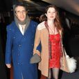 Julien Clerc et sa femme Hélène Grémillon arrivent à la première de Arrêtez-moi à Paris le 6 février 2013