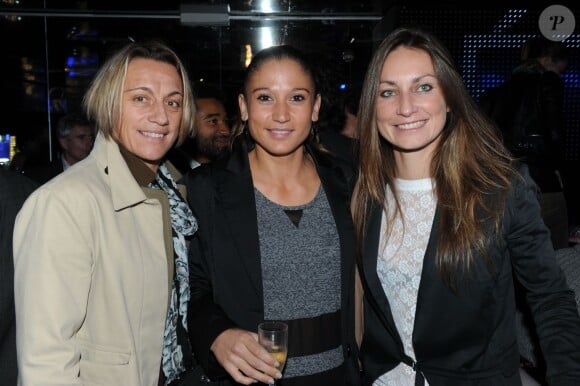 Gäetane Thiney, Sarah Bouhaddi et Sandrine Soubeyran lors de la soirée au VIP Room qui donnait le coup d'envoi de la nouvelle édition des Etoiles du Sport, le 16 octobre 2013 à Paris