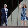 La princesse Mary et le prince Frederik de Danemark ont pris la pose devant l'Opéra de Sydney, dont ils sont venus célébrer le 40e anniversaire, dès leur arrivée en Australie le 24 octobre 2013 pour une visite officielle de quatre jours.