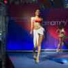 Miss Brésil 2013 Jakelyne Oliveira lors de la présentation de la collection 2014 Yamamay pour Miss Univers, une collection de maillots de bain au Rio Leninsky Mall à Moscou, le 26 octobre 2013