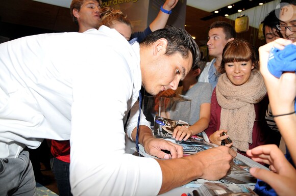 Florent Manaudou rencontre ses fans à La Defense, le 14 septembre 2013