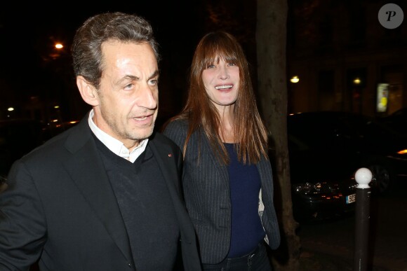 Exclusif - Nicolas Sarkozy et sa femme Carla Bruni-Sarkozy - Anniversaire de la mère de Nicolas Sarkozy qui fête ses 88 ans au restaurant 154 à Paris, le 11 octobre 2013.