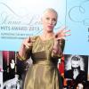 Annie Lennox récompensée par le 22e Music Industry Trusts Award à l'hôtel Grosvenor à Londres, le 4 novembre 2013.