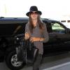 Alessandra Ambrosio à l'aéroport de Los Angeles, le 5 novembre 2013.