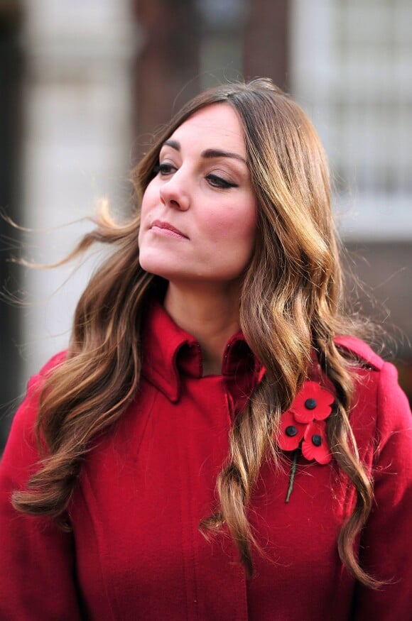 Kate Middleton de sortie à Londres à l'occasion du "London Poppy Day" à Londres. Le 7 novembre 2013.