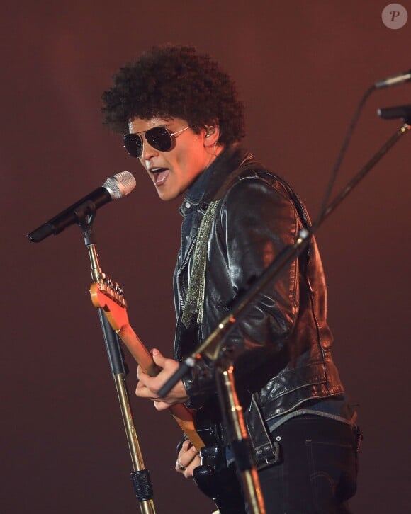 Bruno Mars lors des MTV Europe Music Awards au Ziggo Dome à Amsterdam, le 10 novembre 2013.