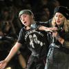 Madonna et son fils Rocco sur scène dans le cadre du MDNA Tour, à New York le 13 novembre 2012.