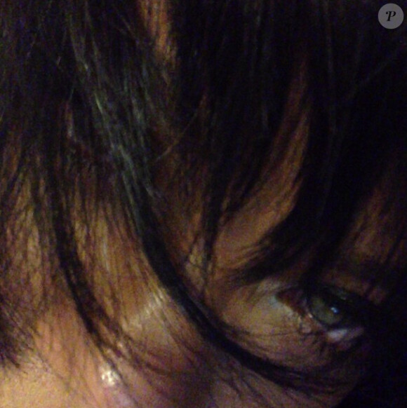 Rihanna poste des photos de sa nouvelle coupe de cheveux - le 18 novembre 2013 sur Instagram