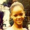 Photo de Rihanna adolescente et son amie Ella à la Barbade postée sur son Instagram - novembre 2013