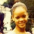 Photo de Rihanna adolescente et son amie Ella à la Barbade postée sur son Instagram - novembre 2013