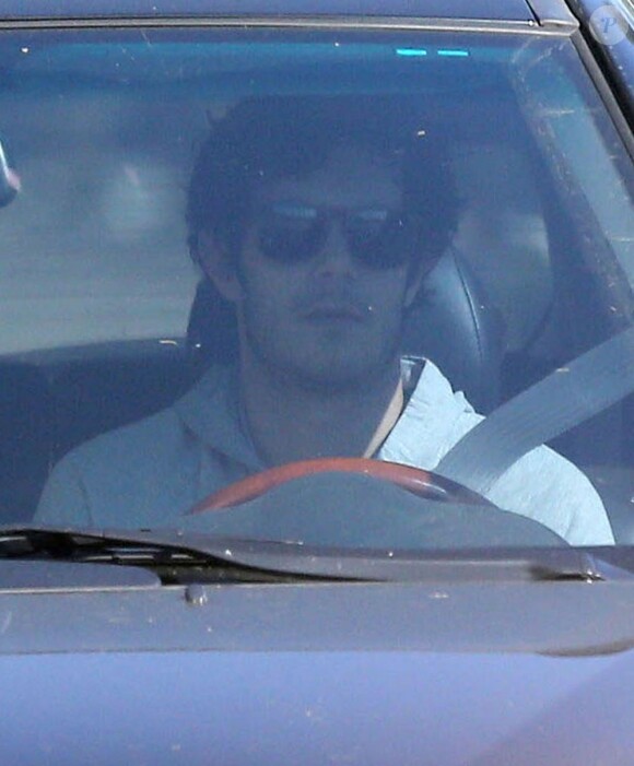 Leighton Meester et Adam Brody en voiture à Beverly Hills, le 16 mars 2013.