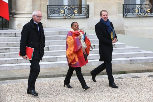 Thierry Repentin, Christiane Taubira et Guillaume Garot à la sortie du Conseil des ministres du 20 novembre 2013 au palais de l'Elysée à Paris.