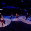 Alizée, Brahim et Laetitia se lancent sur la piste en meme temps pour le megamix lors de la finale de Danse avec les stars 4 sur TF1 le samedi 23 novembre 2013