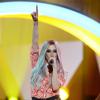 Kesha sur la scène des American Music Awards au Nokia Theatre de Los Angeles, le 24 novembre 2013.