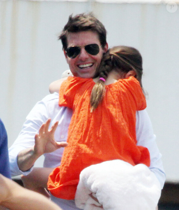 Tom Cruise va faire un tour en hélico avec Suri, à New York, le 18 juillet 2012.