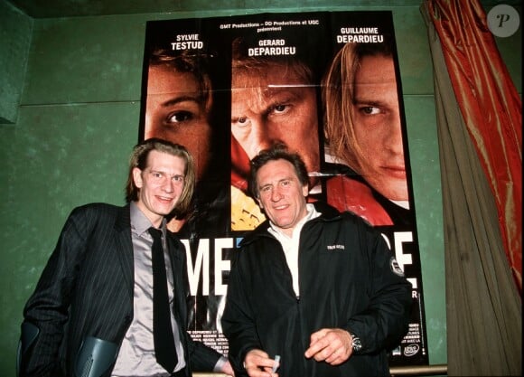 Exclusif : Gérard Depardieu au club Etoile avec son fils Guillaume le 8 novembre 2002