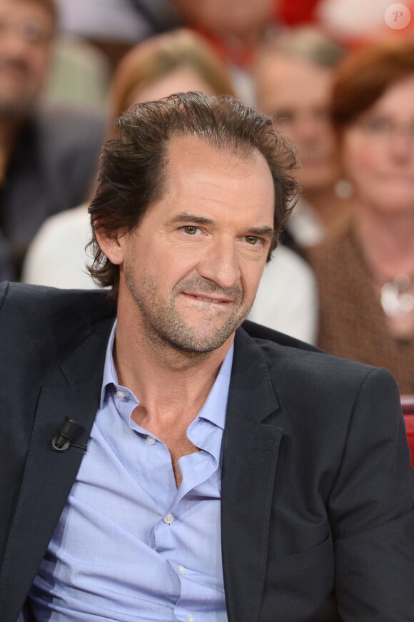 Stéphane De Groodt lors de l'enregistrement de l'émission Vivement dimanche à Paris le 18 septembre 2013