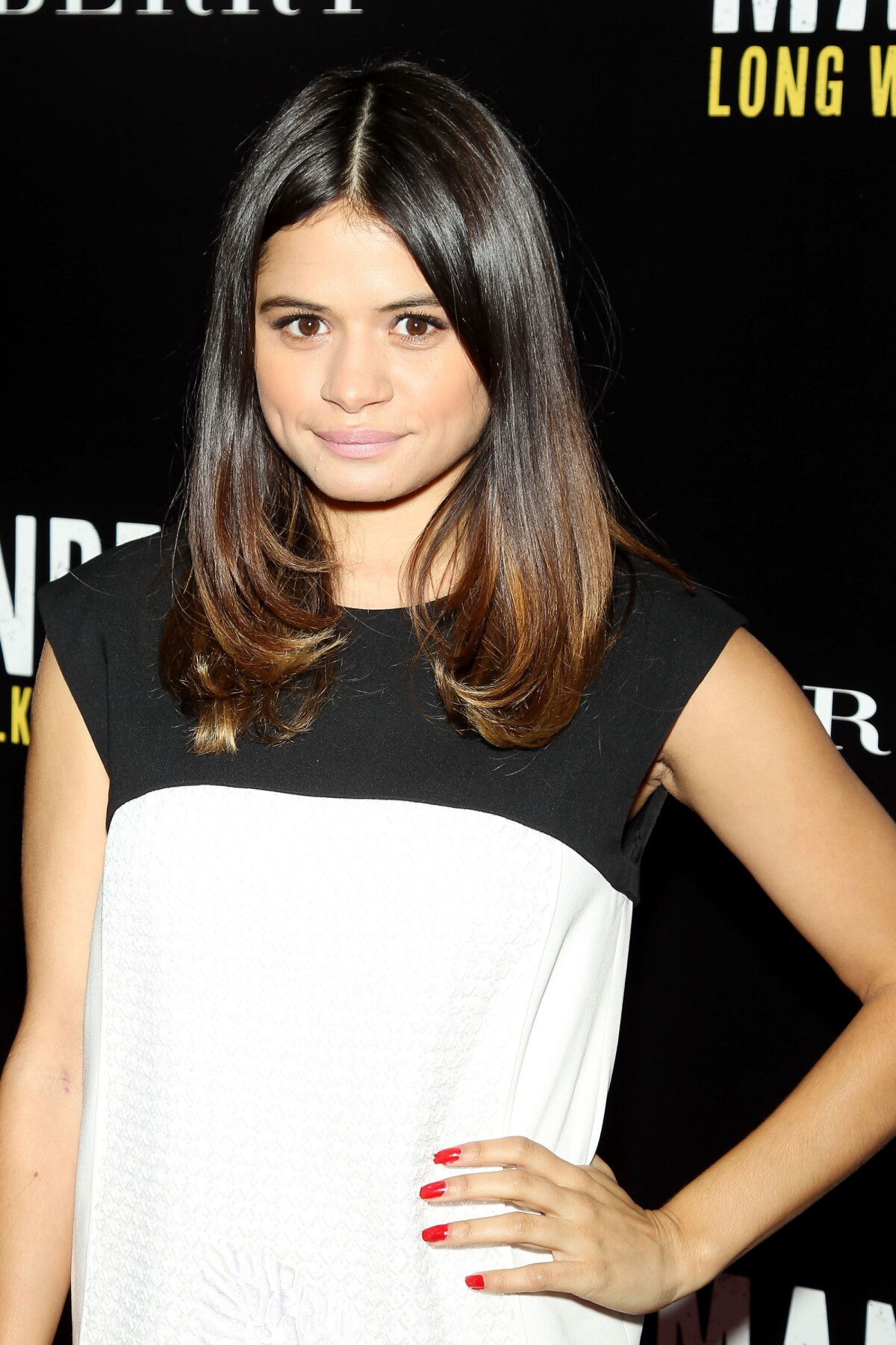 Photo Melonie Diaz lors de la première de Mandela Long Walk To
