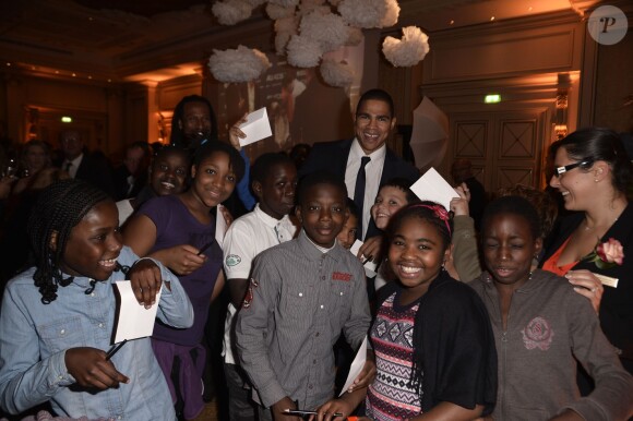 Daniel Narcisse le 20 novembre 2013 à Paris au dîner de gala en soutien à All4kids et Sports Sans Frontières au Shangri-La Hotel.