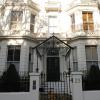 Victoria et David Beckham seraient les nouveaux propriétaires de cette maison à Londres pour 48 millions d'euros, photographiée le 26 novembre 2013