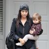 Kourtney Kardashian et sa fille Penelope à Beverly Hills, le 20 novembre 2013.