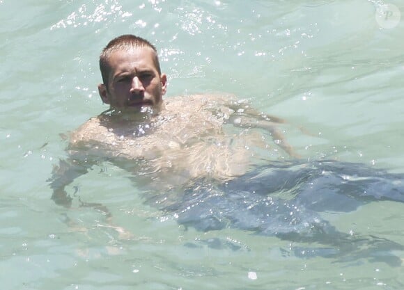 Exclusif - Paul Walker lors d'un photoshoot pour le parfum "Davidoff's Cool Water" à Hawaï le 5 septembre 2013.