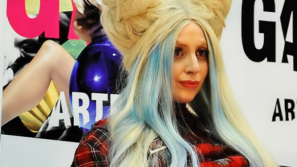 Lady Gaga : Excentrique avec ses délirantes Gagadolls, la star se dédouble !
