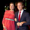 Le prince Jaime de Bourbon-Parme et son épouse Viktoria, enceinte, lors d'une soirée avec la famille royale le 30 novembre 2013 au Théâtre Circus de Scheveningen (La Haye) pour les 200 ans du royaume des Pays-Bas. Mariés depuis le 5 octobre, Jaime et Viktoria ont dévoilé la grossesse de la princesse à cette occasion.