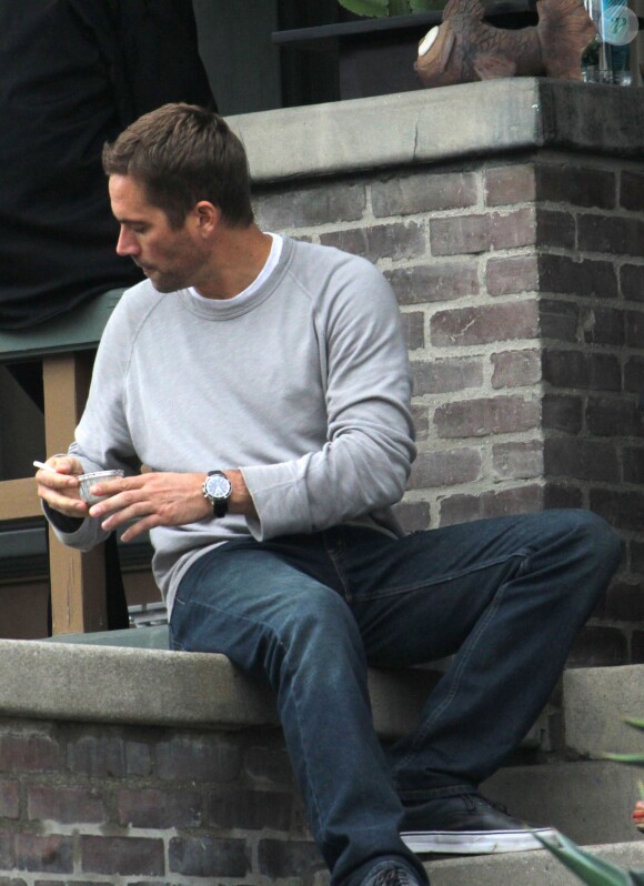 Paul Walker sur le tournage du film Fast & Furious 6 à Silver Lake, le 2 décembre 2012.