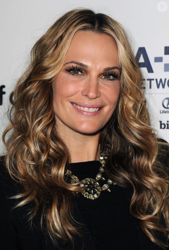Molly Sims assiste au cocktail Celebration of Babies organisé par la fondation March Of Dimes au Beverly Hills Hotel. Beverly Hills, Los Angeles, le 6 décembre 2013.