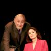 ANouk Aimée et Philippe Noiret dans la pièce Love Letters au théâtre de la Madeleine à Paris en 2005
