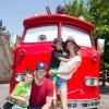 Gisele Bundchen est allée avec son fils de 3 ans, Benjamin, au parc Disney California Adventure, à Anaheim en Californie. Elle a été rejointe par son mari Tom Brady et son fils de 5 ans, John. Le 3 juillet 2013