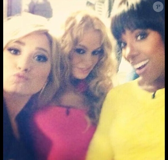Kelly Rowland, Demi Lovato et Paulina Rubio dans les coulisses du X Factor 2013.