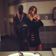  Kim Kardashian, reine du selfie et son fiancé Kanye West, roi de l'égo. 
  