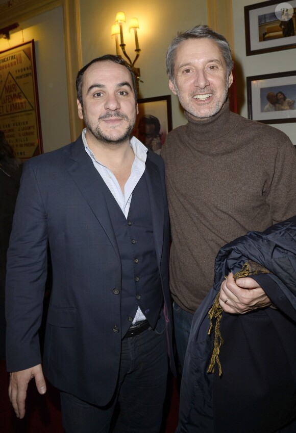 Francois-Xavier Demaison et Antoine de Caunes à la générale du nouveau spectacle de Francois-Xavier Demaison au Théâtre Edouard VII à Paris, le 10 décembre 2013.