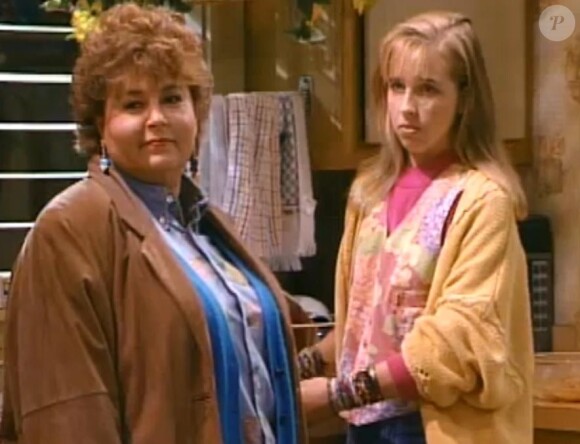 Lecy Goranson et Roseanne Barr dans la série Roseanne, véritable carton dans les années 90.