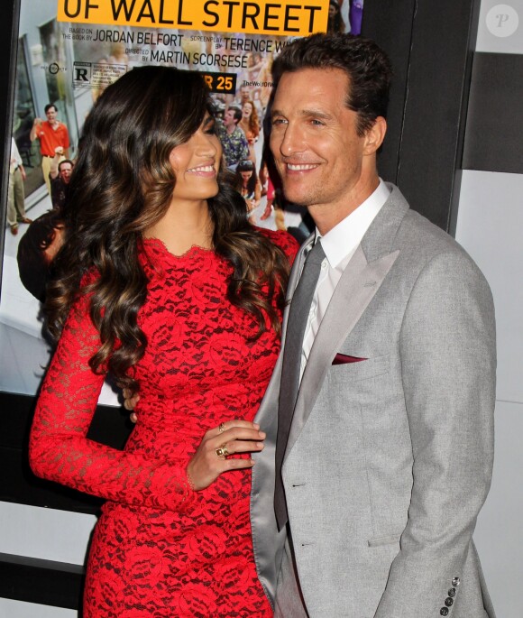 Camila Alves, Matthew McConaughey à la première du Loup de Wall Street à New York, le 147 décembre 2013.