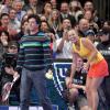 Rory McIlroy et sa compagne Caroline Wozniacki lors d'un tournoi exhibition à New York au Madison Square Garden le 5 mars 2012