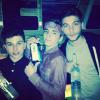 Rocco pose avec des amis, tenant de l'alcool, sur Instagram, le 5 janvier 2014.