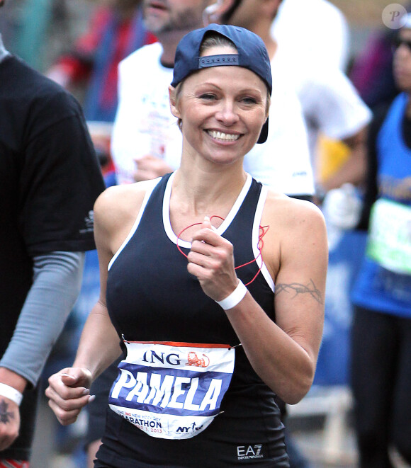 Pamela Anderson au marathon de New York le 3 novembre 2013.