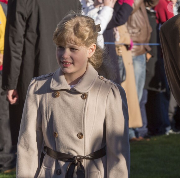 Lady Louise Windsor, fille du prince Edward et de la comtesse Sophie de Wessex, lors de la messe de Noël à Sandringham le 25 décembre 2013.
